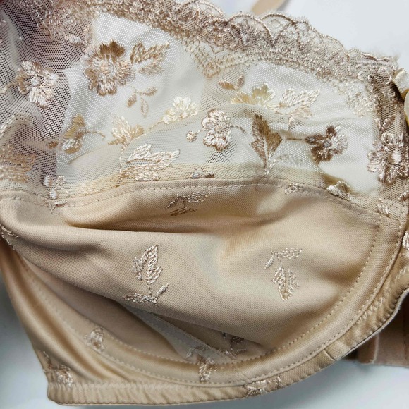Rosa Faia Size 36D Bra Beige Underwire Lace Trim Embroidered Style #5623 - Picture 3 of 10
